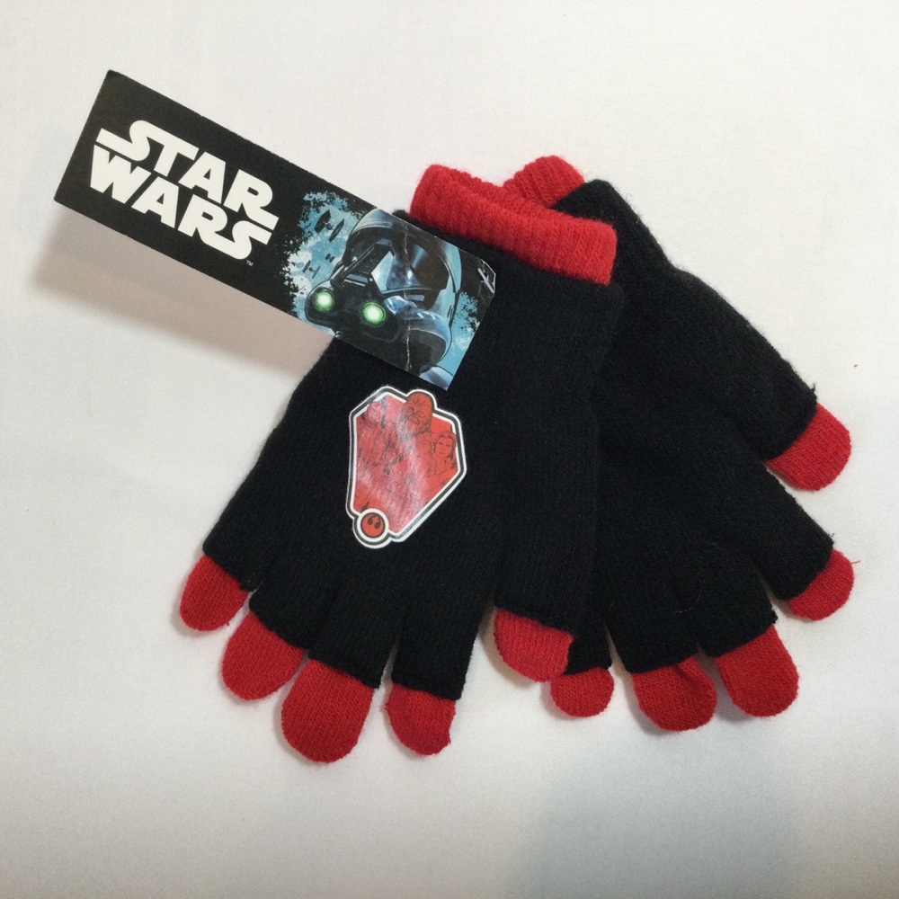 NWT Star Wars Kids Black and Red Detachable Gloves Chewbacca C-3PO Han Solo